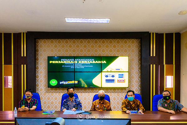 mou-radio-2021-1.jpg